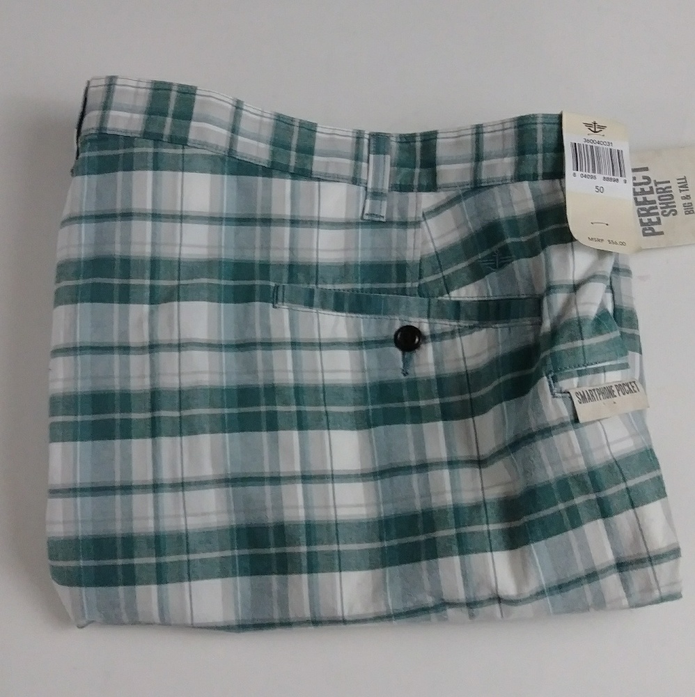 NWT Dockers plaid shorts Men's size 50